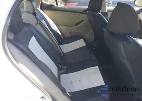 2011 Kia Optima Lx z USA, uszkodzony, nr VIN KNAGM4A78B5183527